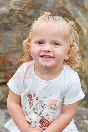 250913_Coblentz Family 25_159-2