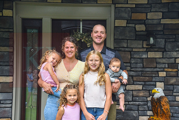 260823_Coblentz Family Photos_41
