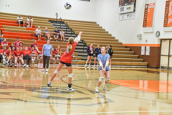 260901_Vball 26-27_296