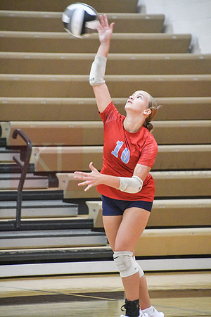260901_Vball 26-27_165