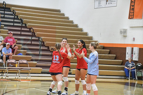 260901_Vball 26-27_96