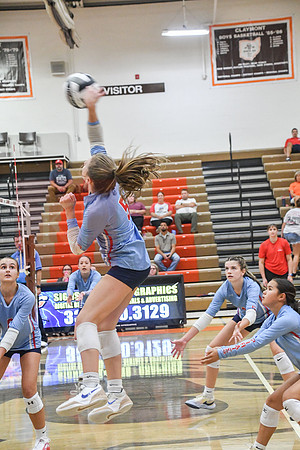260901_Vball 26-27_101