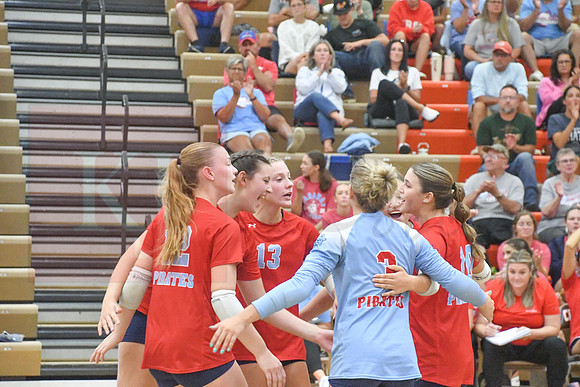 260901_Vball 26-27_224