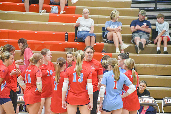 260901_Vball 26-27_294