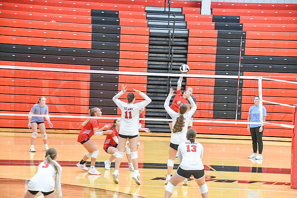 260903_Vball 26-27_226