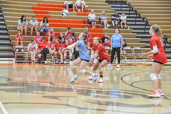 260901_Vball 26-27_265