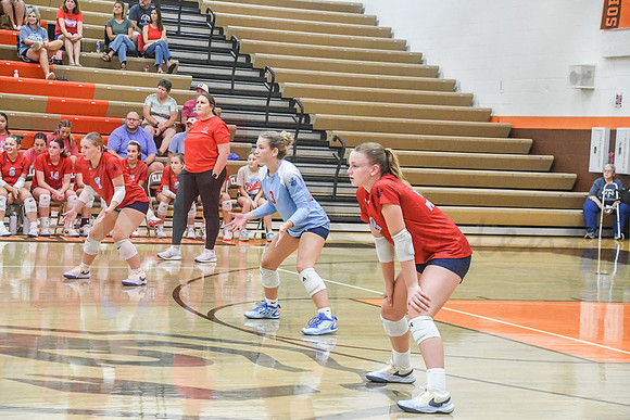 260901_Vball 26-27_24