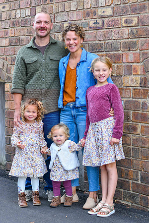 241117_Ling Family_3-2