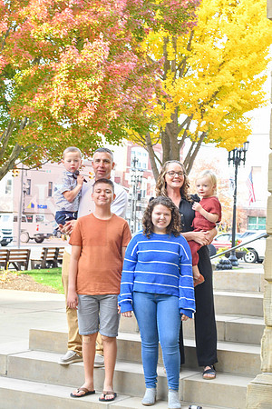 231026 Ray Miller Family 0752